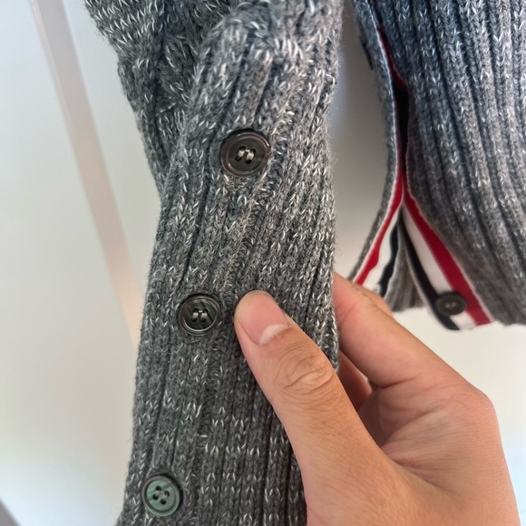 THOM BROWNE Gray 4-Bar Aran Cardigan - Picture 12 of 14